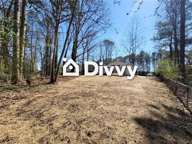 Building Photo - 2734 Noahs Ark Rd
