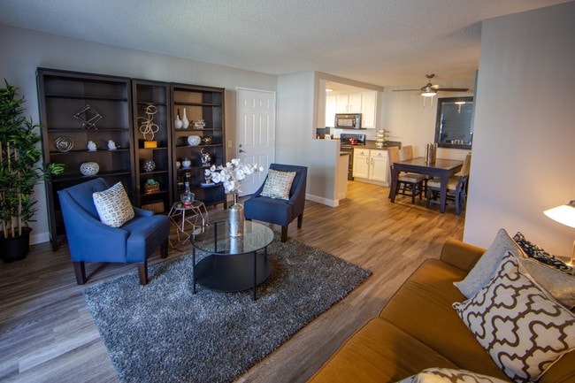 Building Photo - Barham Villas