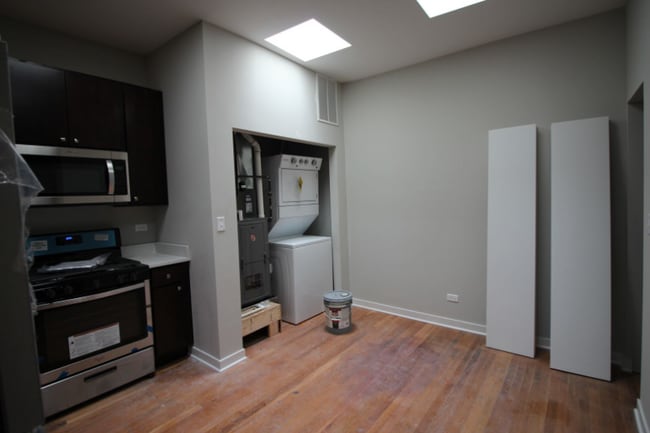 Building Photo - 4208 N Milwaukee Ave