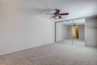 Building Photo - 2952 Meadowgrass Ln