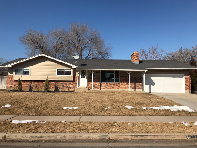 Building Photo - 4845 S 2400 W