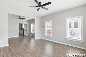 Foto del edificio - 1230 Hammond Ave