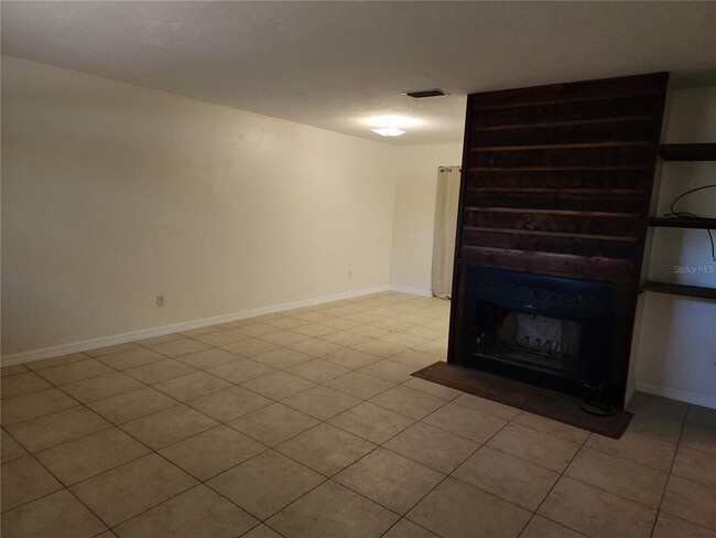 Foto del edificio - 6140 NW 26th St