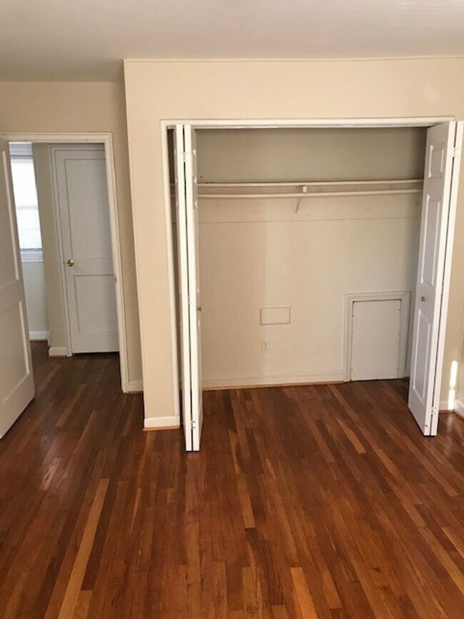 Foto del edificio - Gorgeous Cheverly Colonial With a Finished  Basement! 3 Beds and 1.5 Baths!