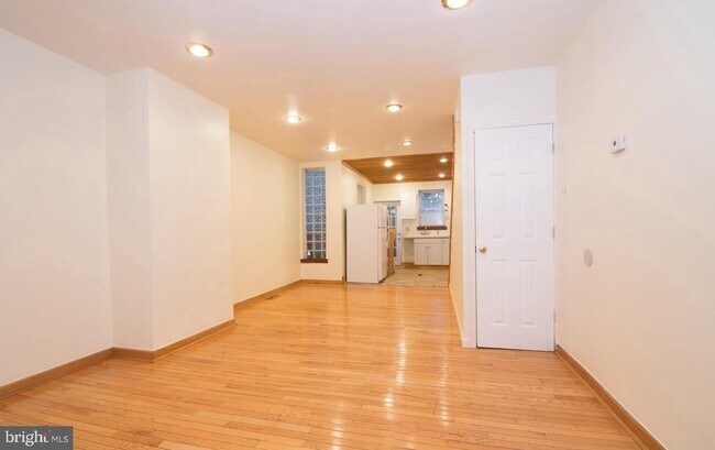 Foto del edificio - 1826 S Taylor St