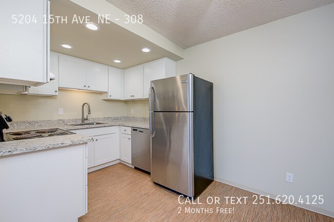 Foto del edificio - Price DROP + OCT FREE + FREE GARAGE PARK! ...