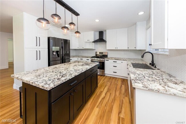 Building Photo - 3 br, 2 bath House - 6533 Lederer Ave