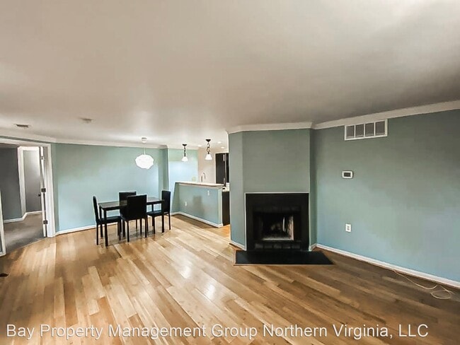 Building Photo - 2 br, 2 bath House - 4388 Pembrook Village...
