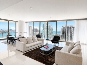 Building Photo - 300 Biscayne Blvd