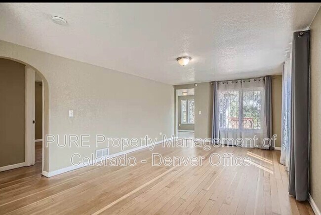 Foto del edificio - 925 Harlan St