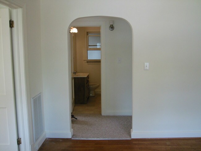 Foto del edificio - 1200 Poplar St