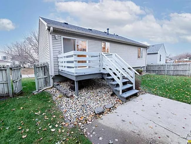 Building Photo - 7913 Bauman Ave