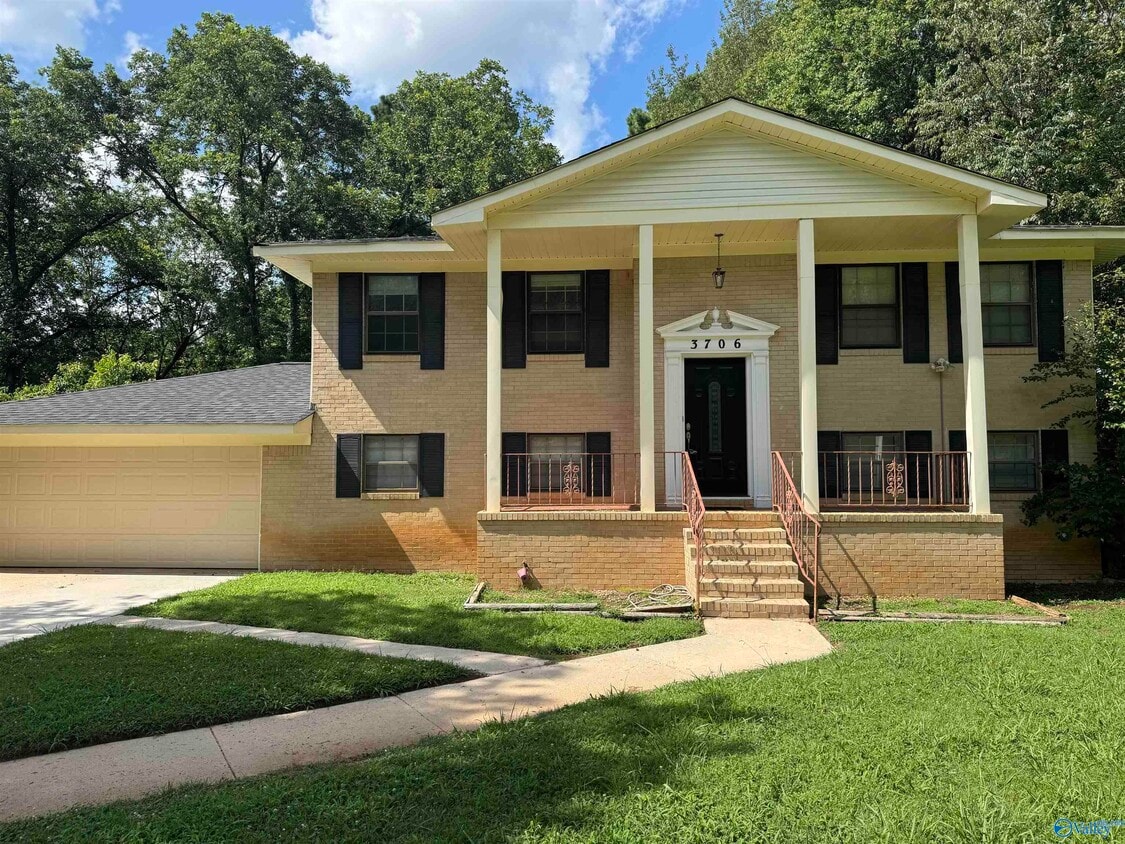 Primary Photo - 3706 Pecan Grove Dr NW