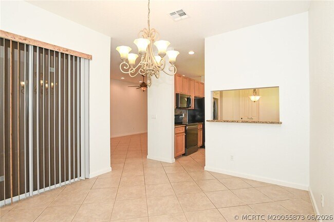 Foto del edificio - 2206 SW Cape Cod Dr