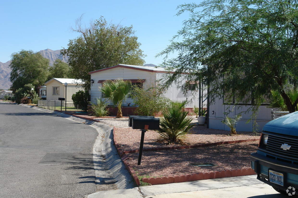 Mobile Home Park - Desert Mobile Home Park