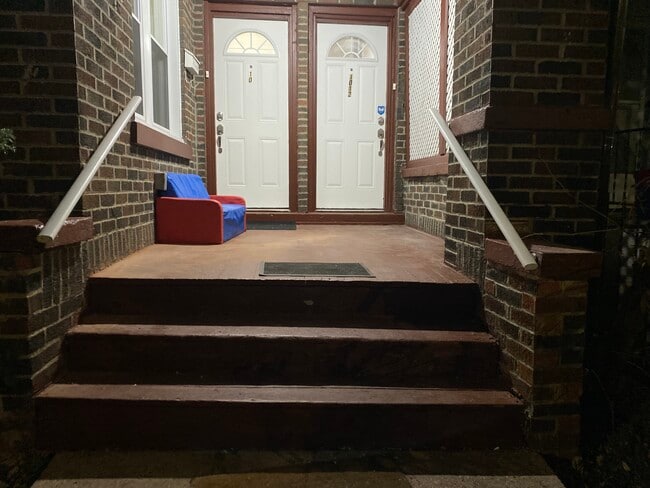 Building Photo - 1012 Bruce Av