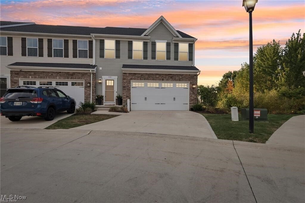 1161 Forecastle Trl Medina, OH 44256 – photo 1 of 38