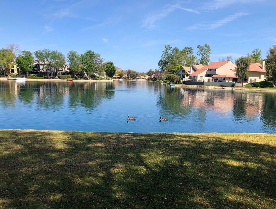 Foto del edificio - 4708 Park Granada Park