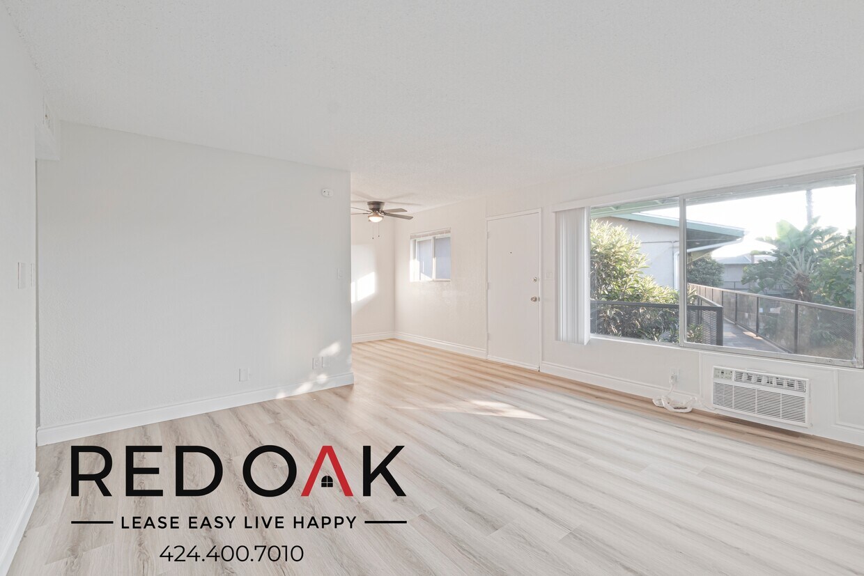 Foto principal - 8335 Washington Blvd