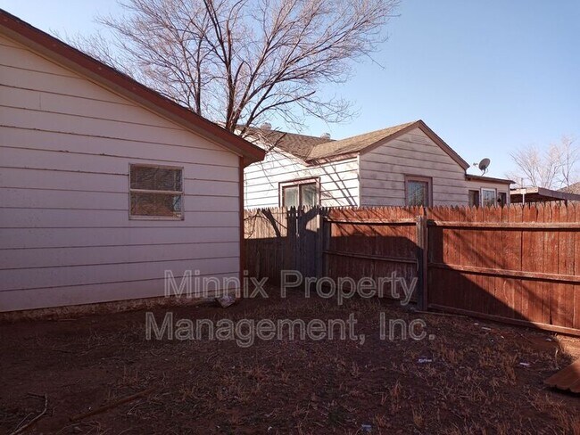 Building Photo - 3102 Avenue N
