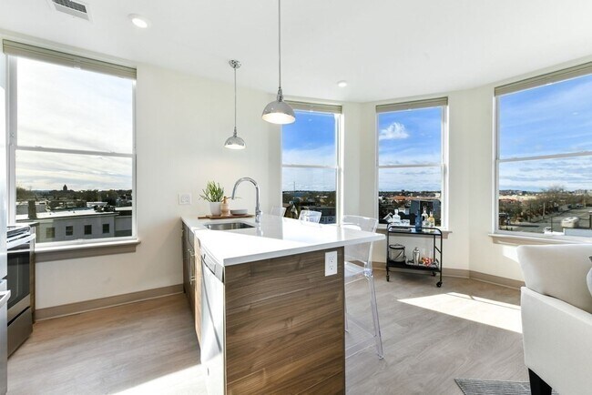 Foto del edificio - 394-400 Dorchester St-