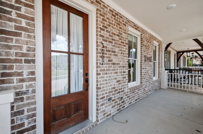Building Photo - 3007 Cheever St