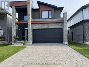 Building Photo - 1337 John Kenney Dr