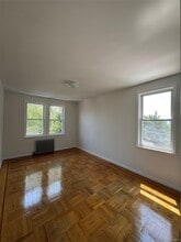 Building Photo - 3922 Amundson Ave