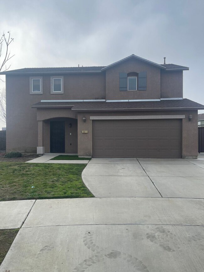 Foto del edificio - Charming home in desirable neighborhood.