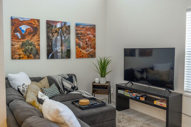 Foto del edificio - 924 Lowell Ave S