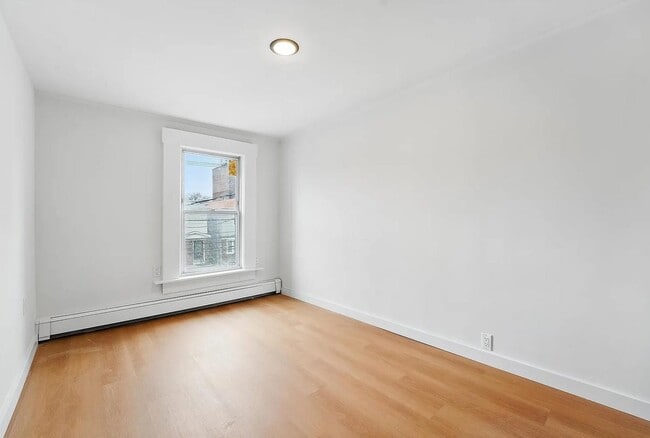 Building Photo - 608 Palisade Ave