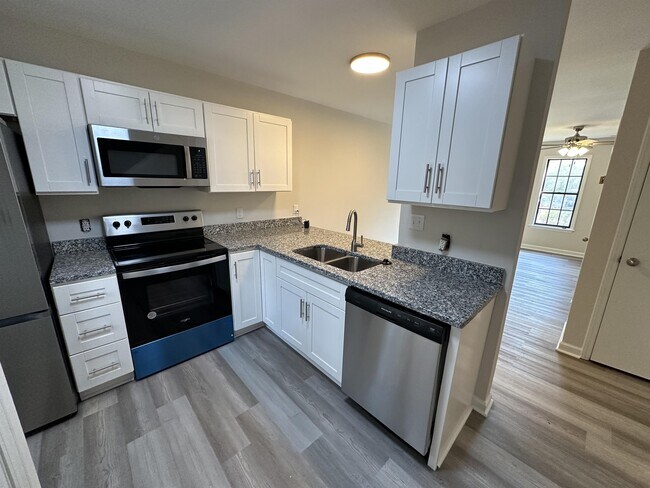 Foto del edificio - 4701 Courtney Ln