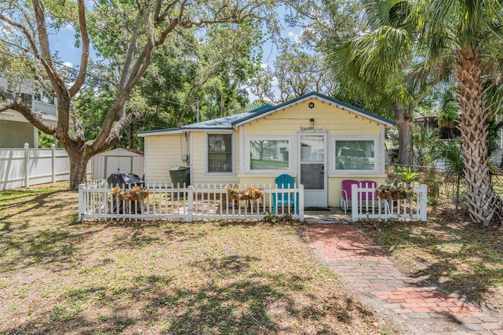 Foto principal - 526 5th Ave N
