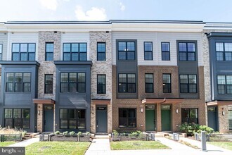Building Photo - 7324 Blade Dr