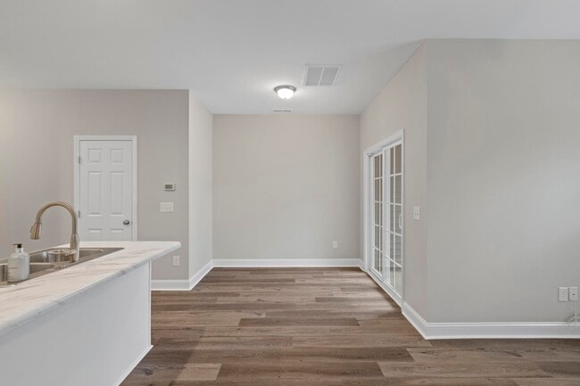 Building Photo - 341 S Stingray Ln