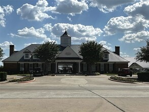 Building Photo - 307 Maverick Run Ct