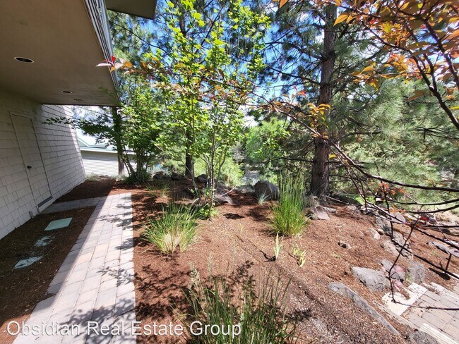 Foto del edificio - 3 br, 3 bath House - 124 NW Utica Ave