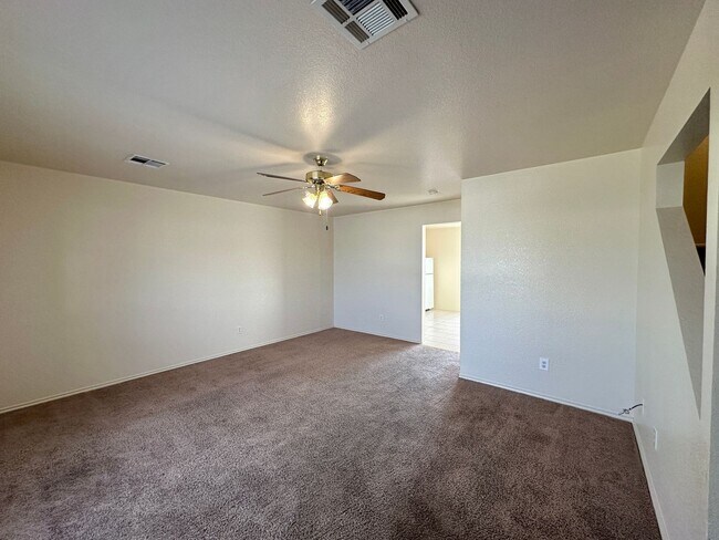 Building Photo - 4004 Eula Bea Ct