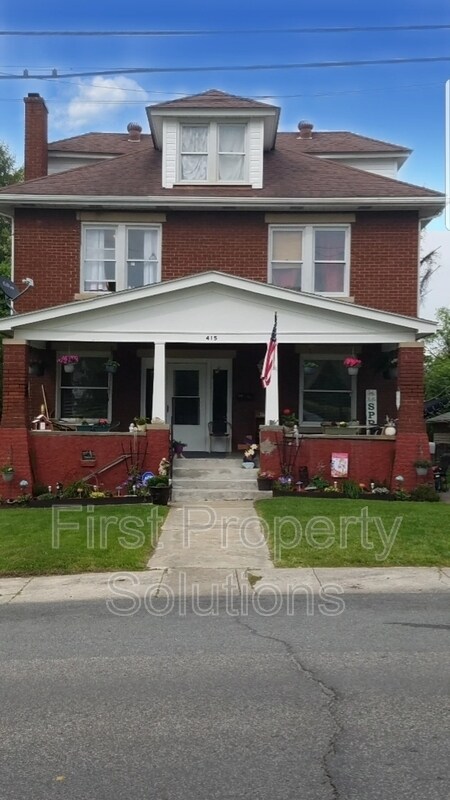 Primary Photo - 415 Woodlawn Ave