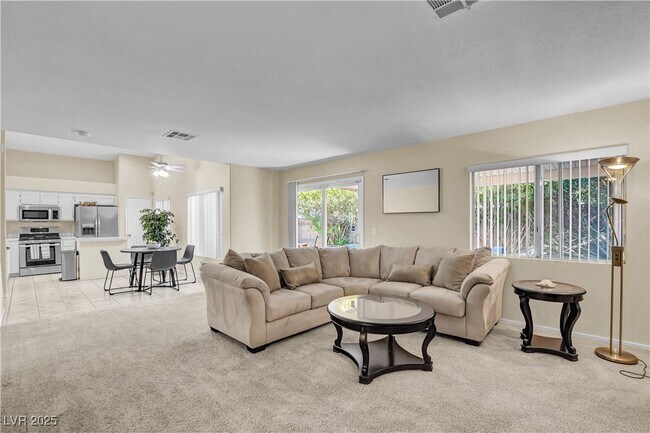 Foto del edificio - 9309 Mountain Rise Ave