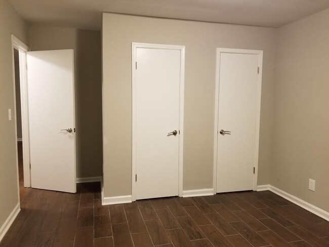Building Photo - 4080 Bowers Pointe Dr SW