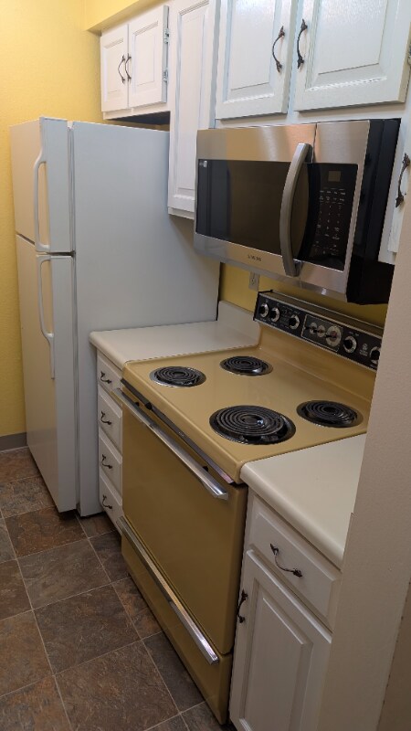 Foto del edificio - 2201 Romig Pl