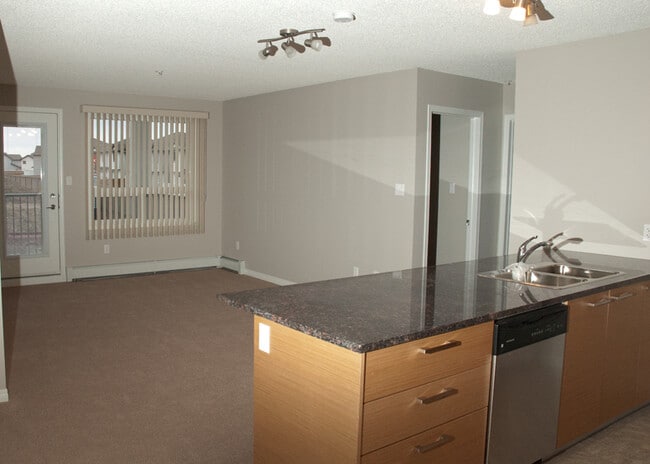 Building Photo - 9351 Simpson Dr NW
