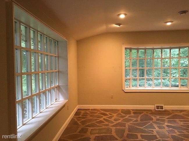 Building Photo - 4 br, 2 bath House - 1269 Gradyville Road