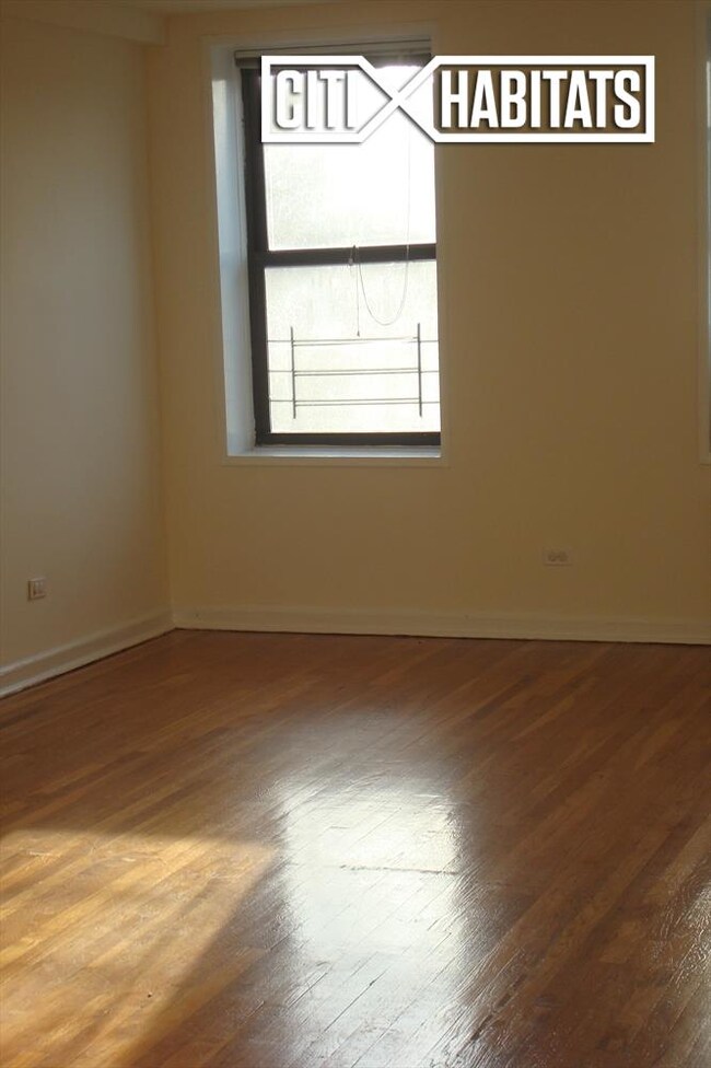 Foto del edificio - 139-48 Queens Blvd