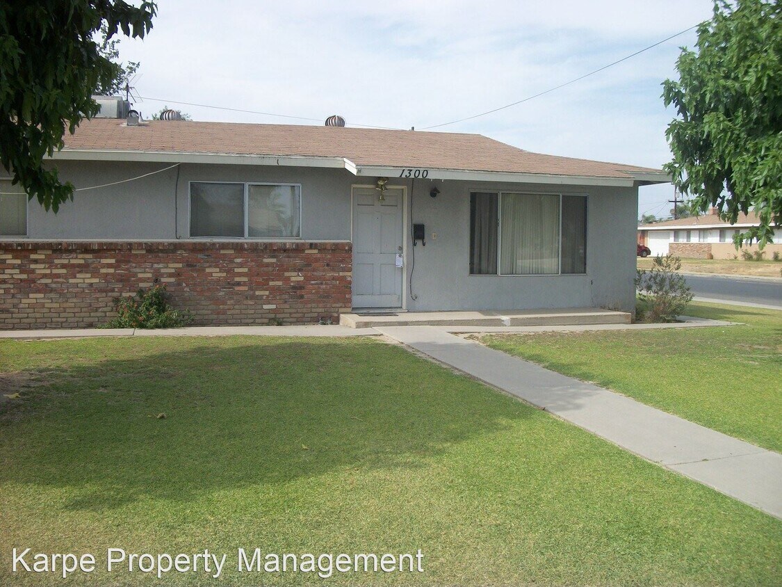 Primary Photo - 3 br, 2 bath House - 1300 GARFIELD AVE