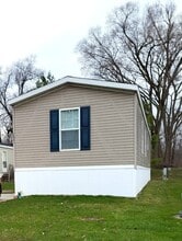 Building Photo - 1861 Abels St