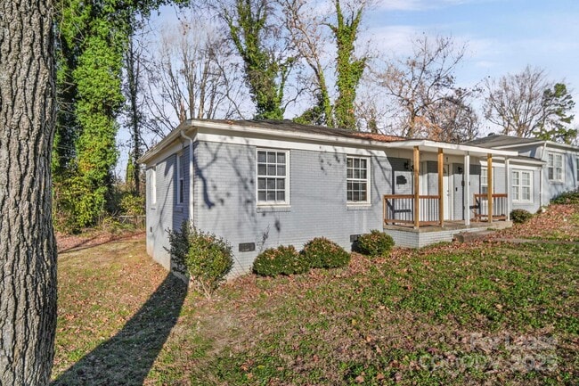 Building Photo - 2621 Druid Hls Wy