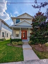 Building Photo - 1704 N Shore Terrace
