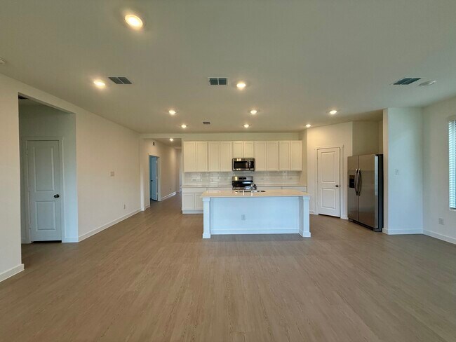 Foto del edificio - 1816 Alpine Larch Ln